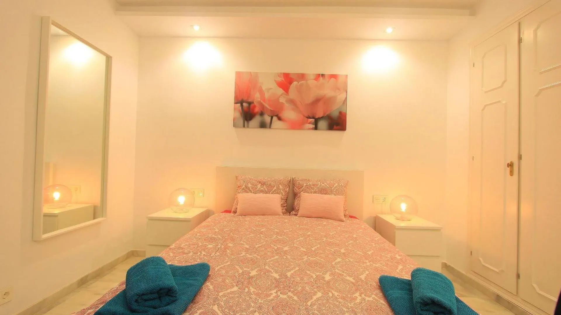 Modern Penthouse Frontline Urbanisation Apartment Marbella 0*,  Spain