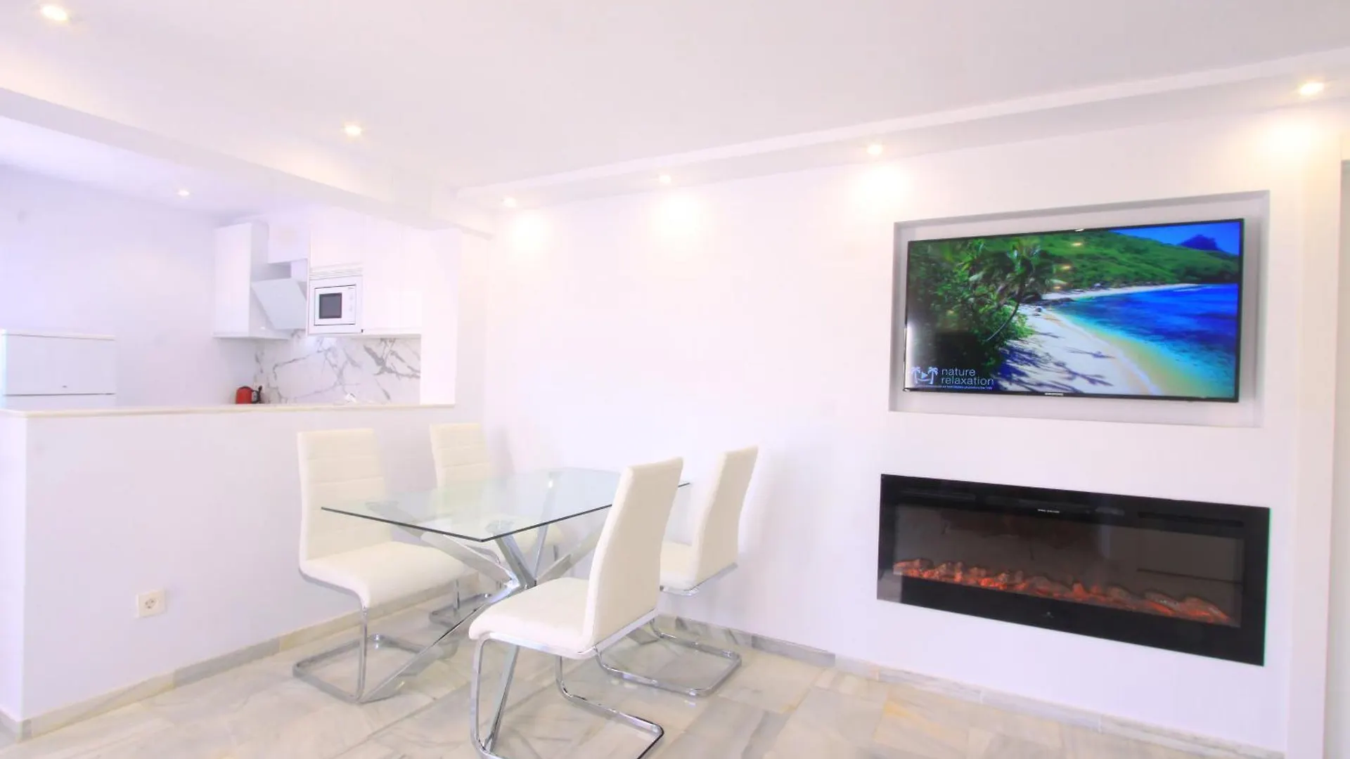 Modern Penthouse Frontline Urbanisation Apartment Marbella